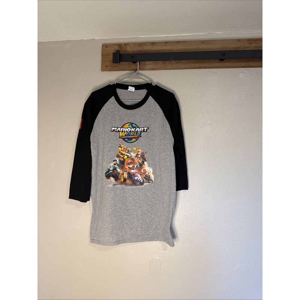 Limited‎ Edition Nintendo Mario Kart World Raglan Shirt Men's Large Black Gray